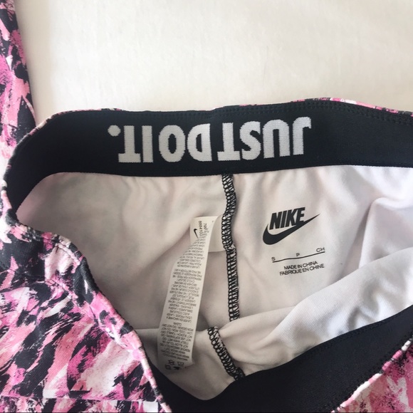 Compression Tights - Picture 3 of 3